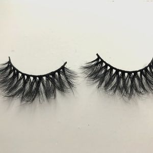 20mm Criss Cross wispy lash. Lash Name: Saucy Lichae'